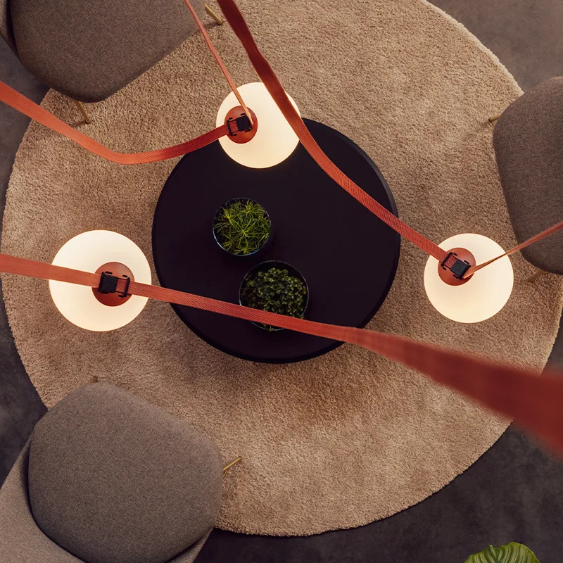 Astra Art Deco Fehér Üveg Csillár Mennyezeti Lámpa